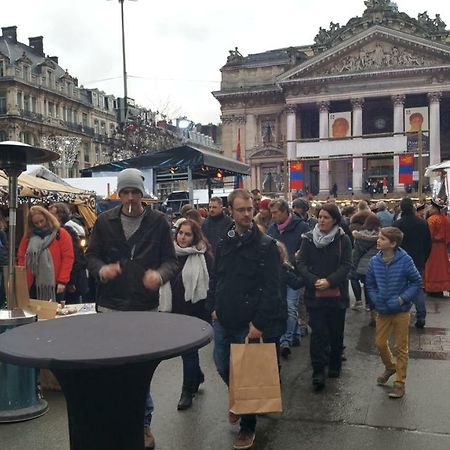 Les Pieds A La Grande Place Bruxelas Exterior foto